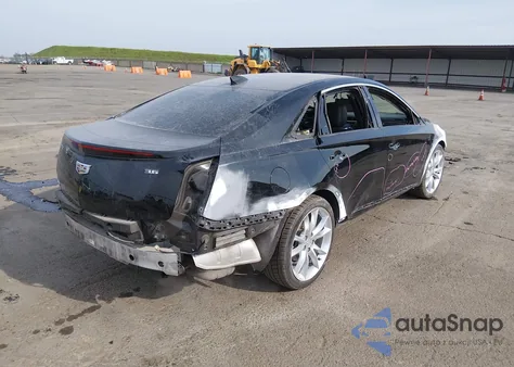 2019 Cadillac Xts Premium Luxury z USA, uszkodzony, nr VIN 2G61R5S3XK9138123